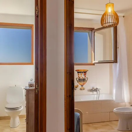 Casa Onda Di Luna Maison Avec Vue Panoramique A Holiday home *